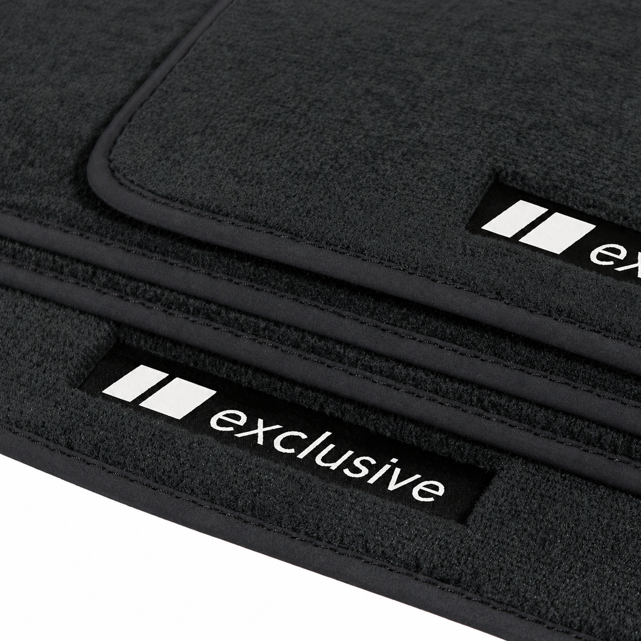 Chrysler 300M Velour Floor Mats – 1999-2004 – Black Exclusive