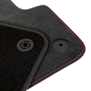 Jeep Grand Cherokee WK2 Velour Floor Mats 2016–2021 – Plastic Clips – 2 Driver / 2 Passenger – Black – Red Stitching – image 5